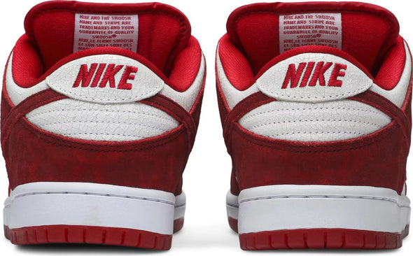 Dunk Low Premium SB 'Valentine's Day 2014'