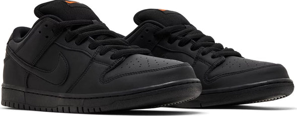 Dunk Low Pro SB 'Triple Black'