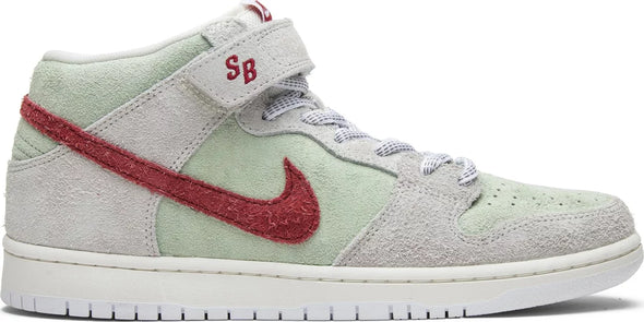 Nike SB Dunk Mid 'White Widow'