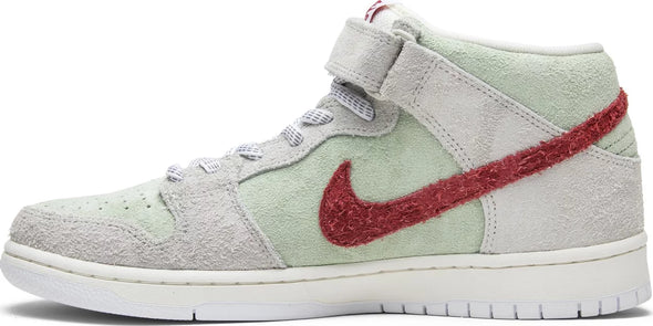 Nike SB Dunk Mid 'White Widow'