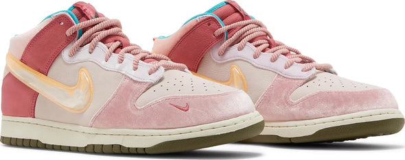 Social Status x Nike Dunk Mid ‘Strawberry Milk’