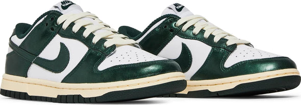 Wmns Dunk Low 'Vintage Green'