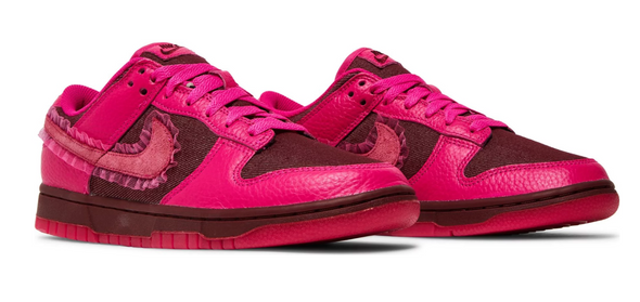 Nike Dunk Low ‘Valentine's Day’ Wmns